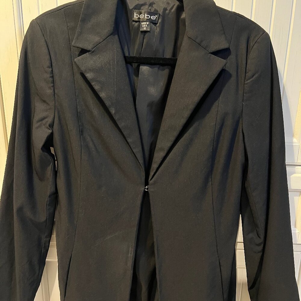 BEBE Black Stretch Hook-n-Eye Closure Evening Blazer with Tie in the Back, Size